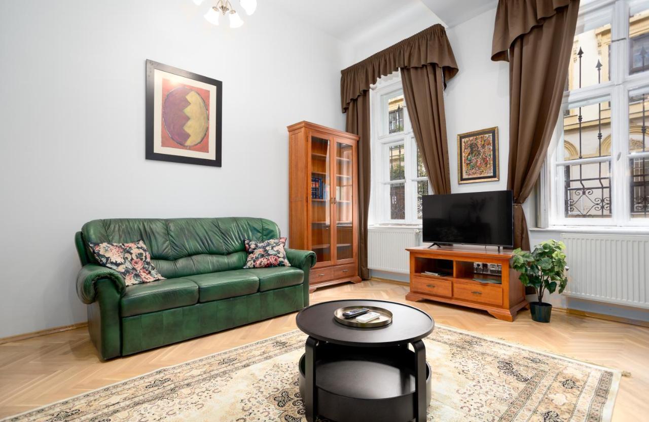 Emerald Suite With Free Parking Βουδαπέστη Εξωτερικό φωτογραφία
