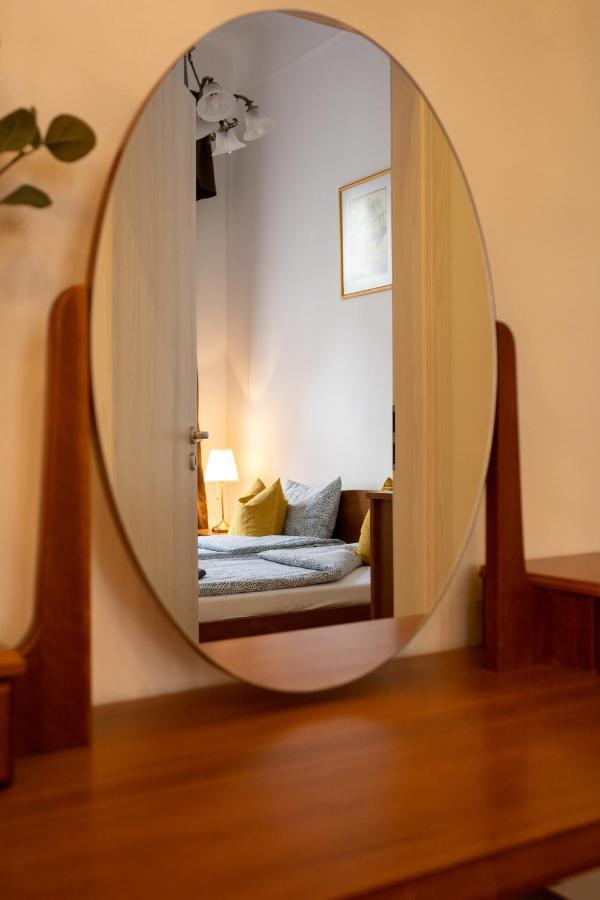 Emerald Suite With Free Parking Βουδαπέστη Εξωτερικό φωτογραφία