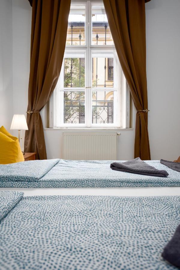 Emerald Suite With Free Parking Βουδαπέστη Εξωτερικό φωτογραφία